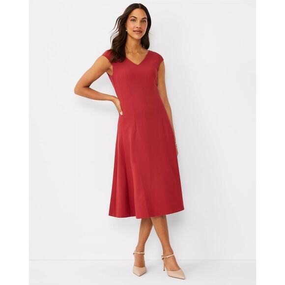 NWT Ann Taylor 2P (xs) Red Paneled V-Neck Flared Cap Sleeve Midi Cocktail Dress - Picture 1 of 4